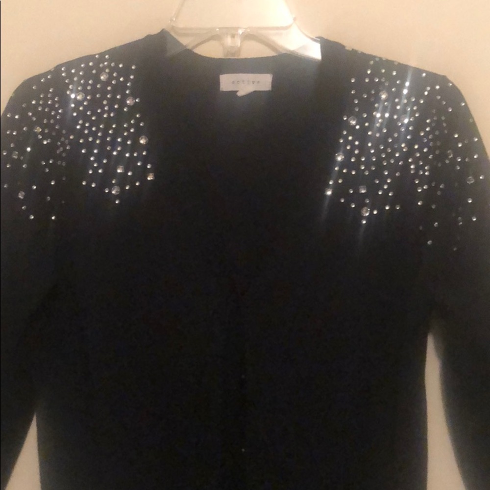 Sweater - Picture 2 of 3